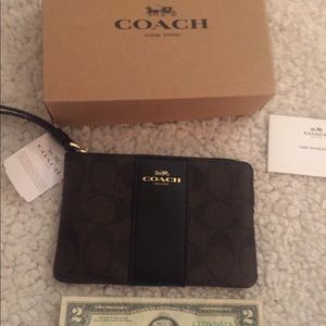 Coach Signature Corner Zip Wristlet F58035 IMAA8